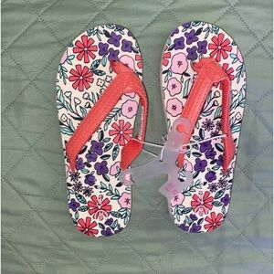 Cat & Jack Girl's Flower Flip Flops Size (M-2/3) Multicolor NWOT